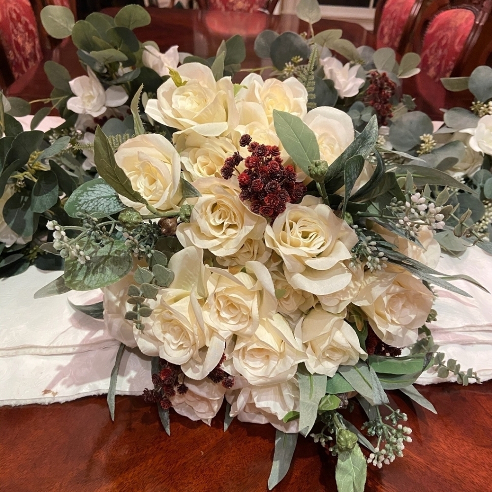 Bride Bouquet and 4 Bridesmaid Bouquets